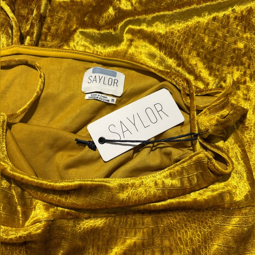 NWT Saylor Yellow Gold Velvety Reptile Texture Dress XS Summer Club Party Date - Picture 14 of 16